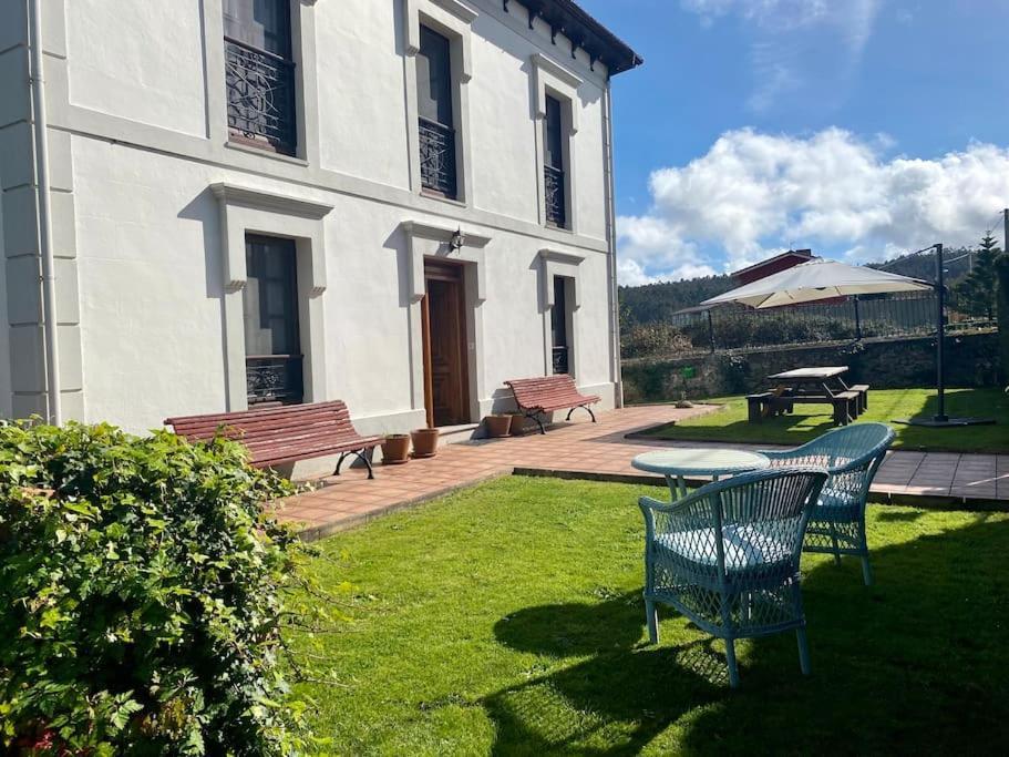 La Casona De Barganaz Villa Santiago Del Monte Екстериор снимка